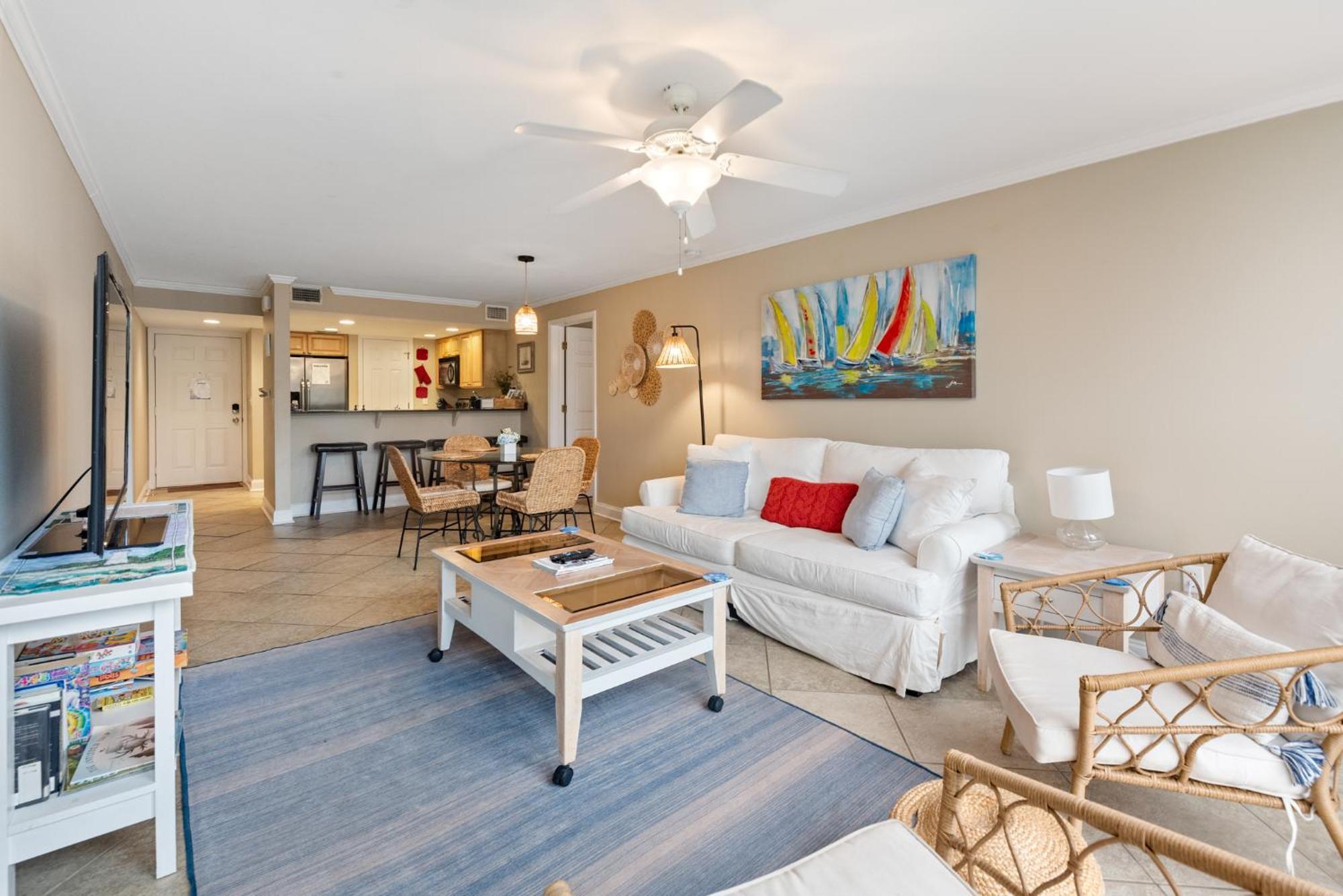 Fun 2 Bed/2 Bath Condo With Pool On Biloxi Beach Buitenkant foto