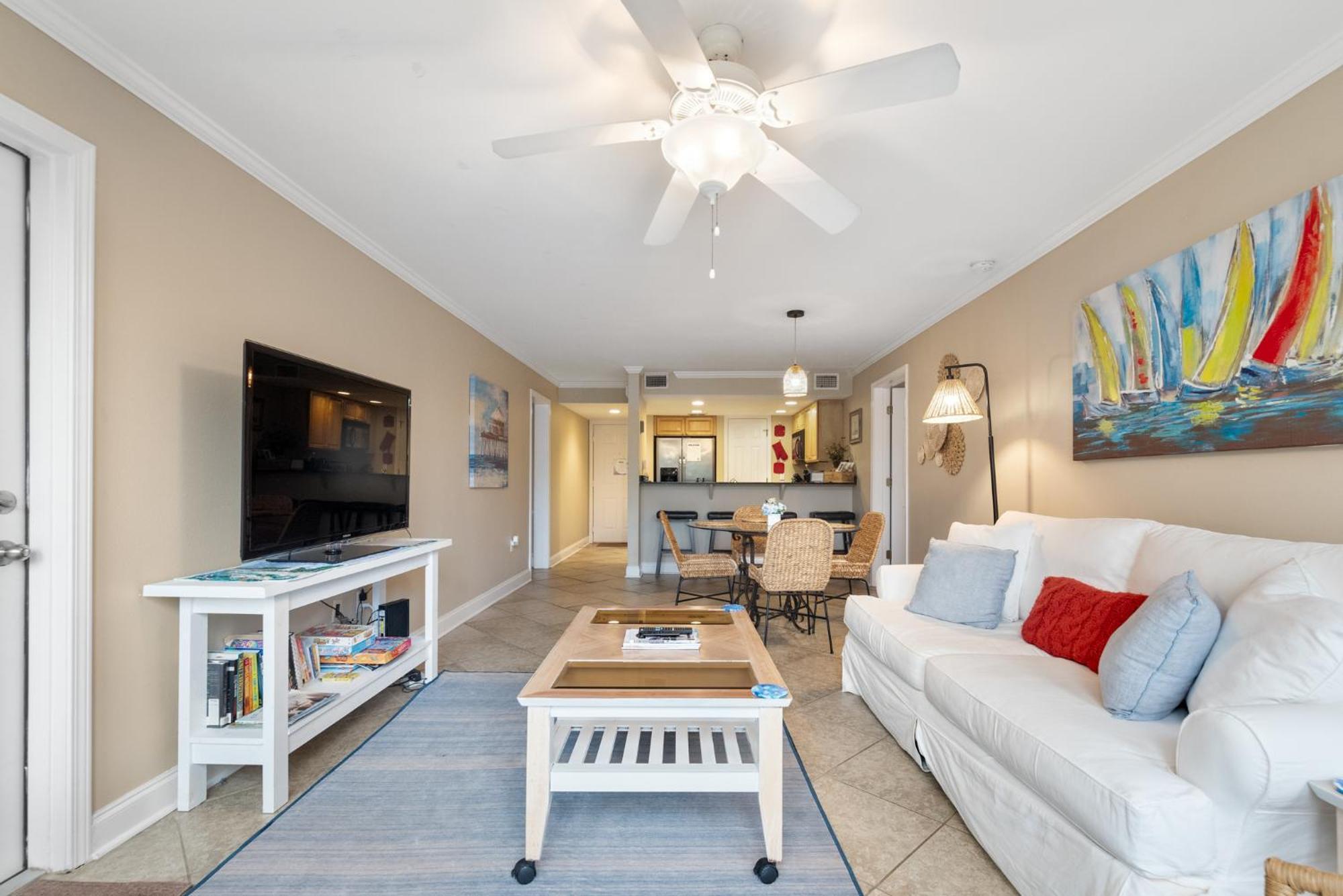 Fun 2 Bed/2 Bath Condo With Pool On Biloxi Beach Buitenkant foto